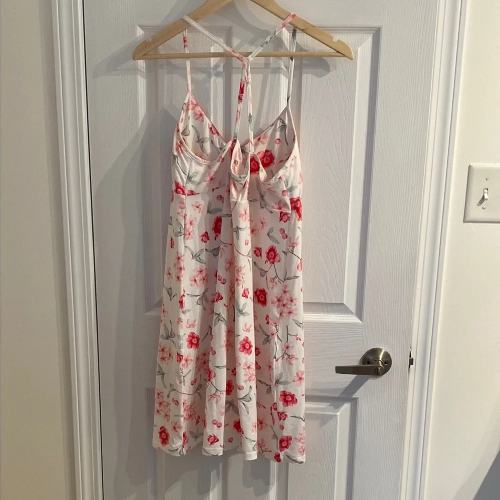 La Vie En Rose Floral Print Women's Nightgown - Picture 2 of 10
